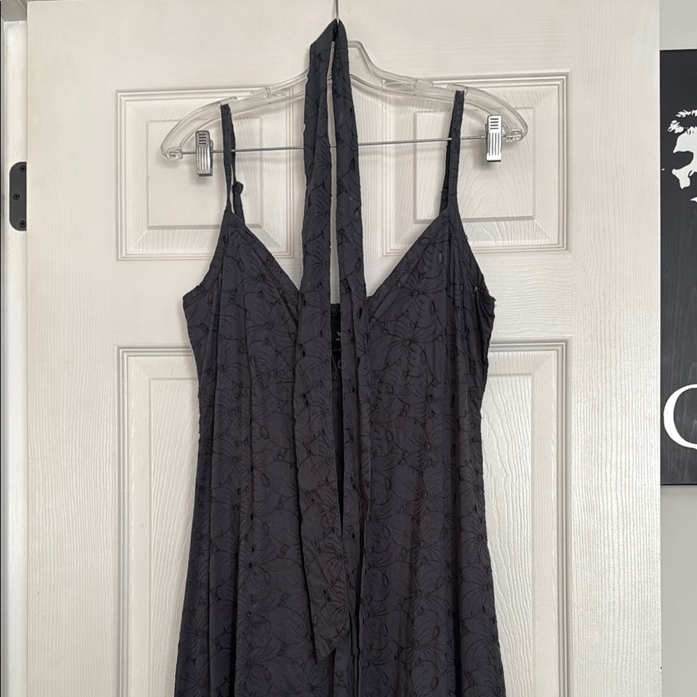 Gray Sleeveless Maxi Sundress with Spaghetti Straps - Picture 9 of 10